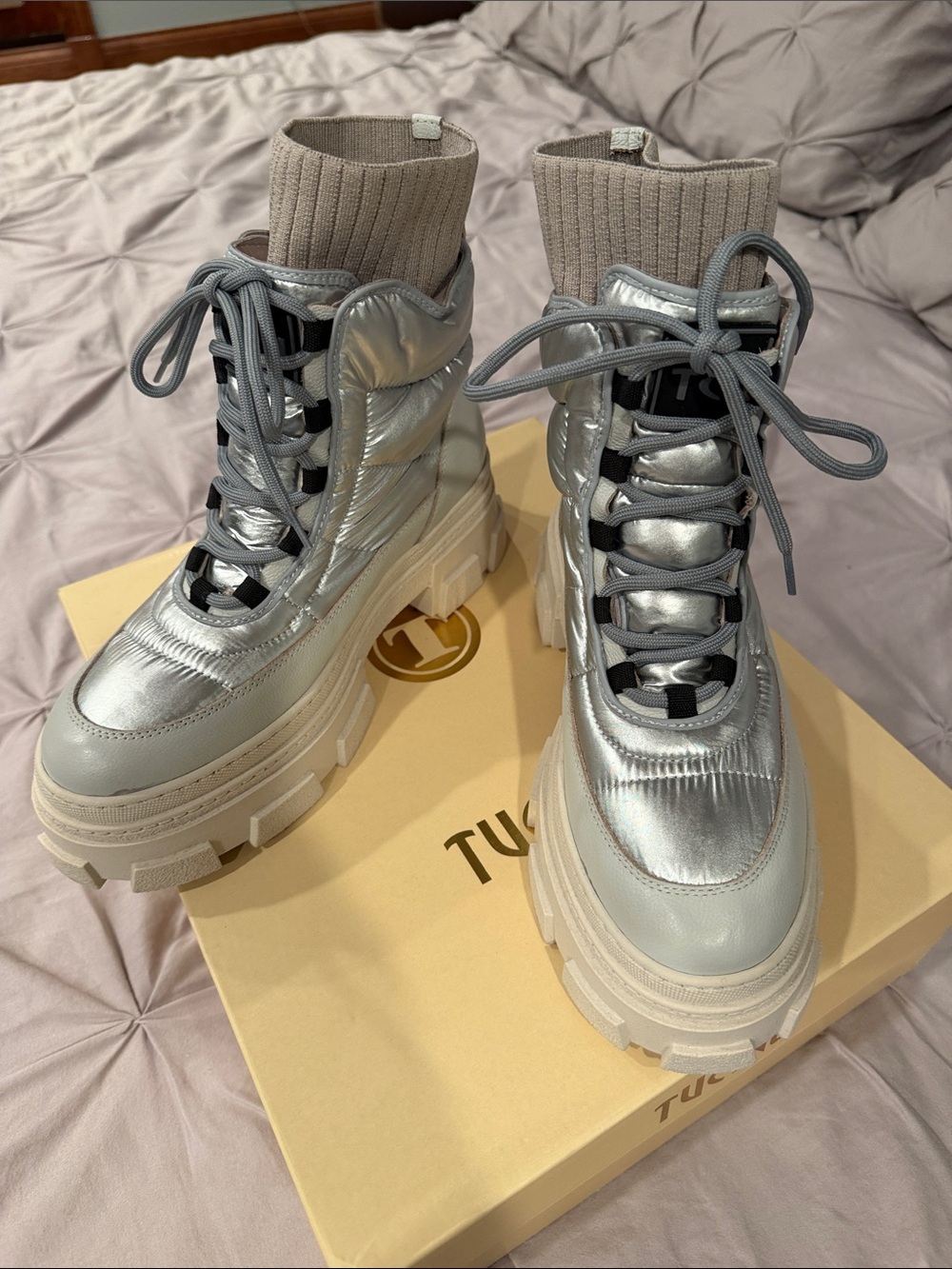 Metallic Silver Lace-Up Platform Ankle Boots with Rib Knit Collar